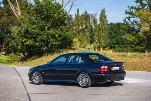 low_BMW M5 E39_21.JPG