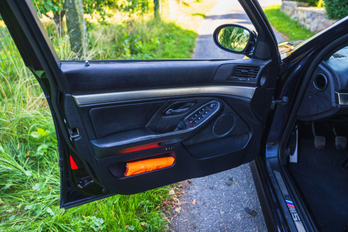 low_BMW M5 E39_39.JPG