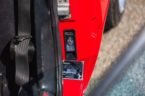 low_Ferrari 208 GTS_21.JPG