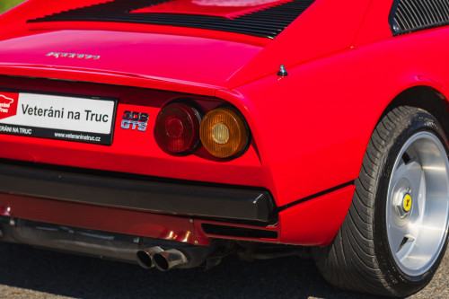low_Ferrari 208 GTS_34.JPG