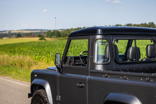 LOW Land Rover 90_32.JPG