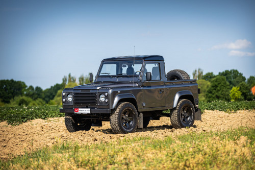 LOW Land Rover 90_68.JPG