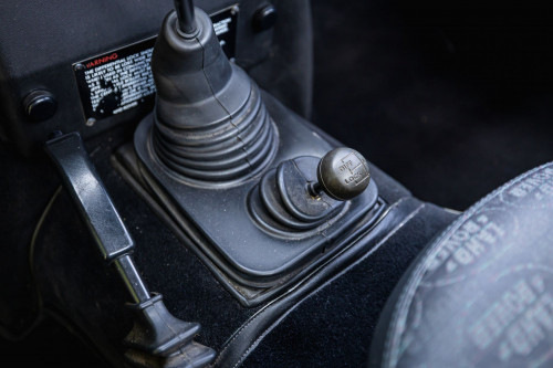 LOW Land Rover 90_86.JPG