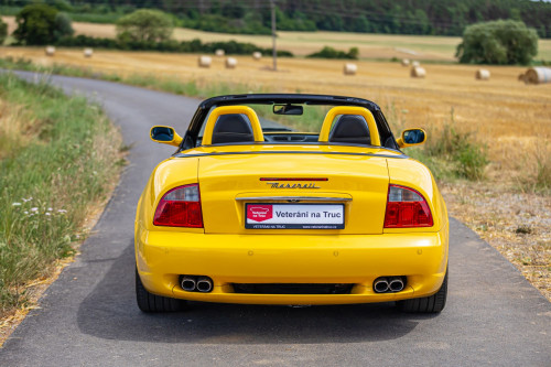 Low Maserati Spyder_21.JPG