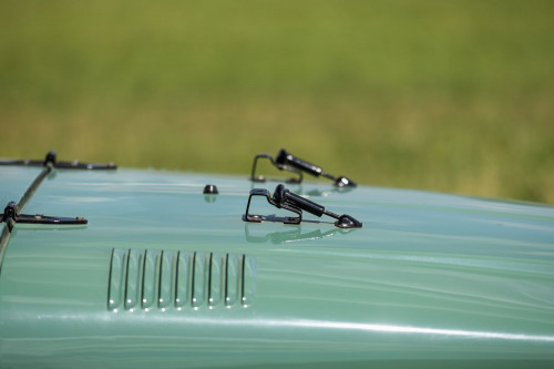 low Toyota LandCruiser pickup_16.JPG