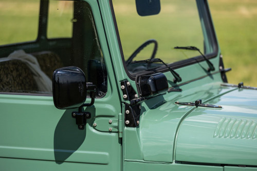 low Toyota LandCruiser pickup_17.JPG