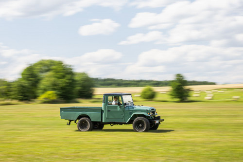 low Toyota LandCruiser pickup_65.JPG