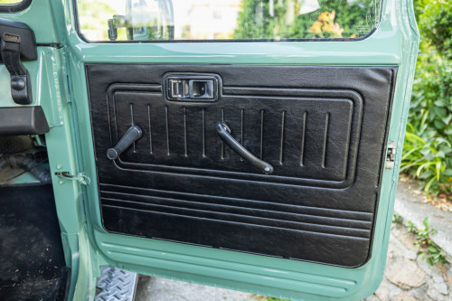 low Toyota LandCruiser pickup_67.JPG