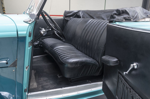 malé Auburn SuperCharger_17.JPG