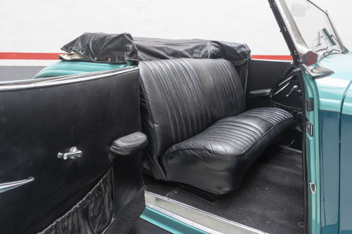 malé Auburn SuperCharger_21.JPG