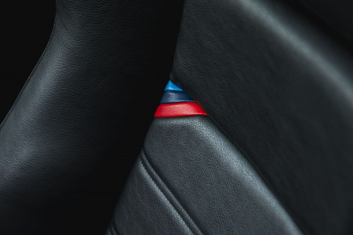 Male_BMW M3 e30 Auctomobile_32