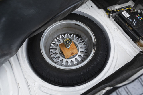 Male_BMW M3 e30 Auctomobile_68