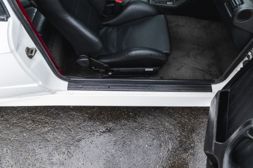 Male_BMW M3 e30 Auctomobile_72