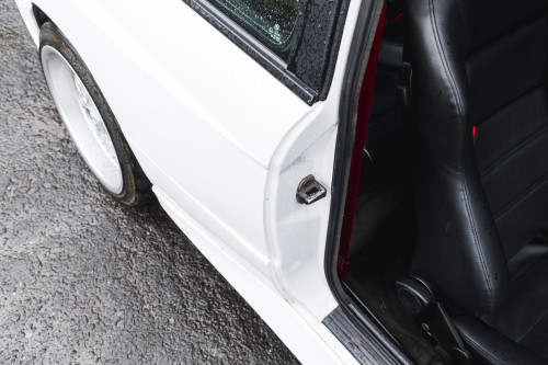 Male_BMW M3 e30 Auctomobile_73