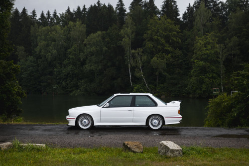 Male_BMW M3 e30 Auctomobile_77