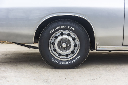 male Chrysler Cordoba_2