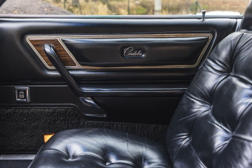 male Chrysler Cordoba_23