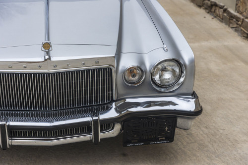 male Chrysler Cordoba_56