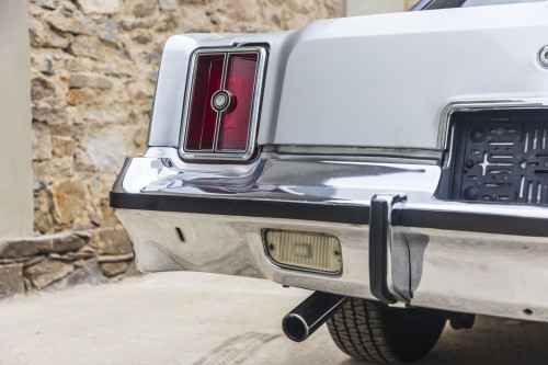 male Chrysler Cordoba_8