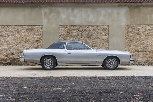 male Chrysler Cordoba_9