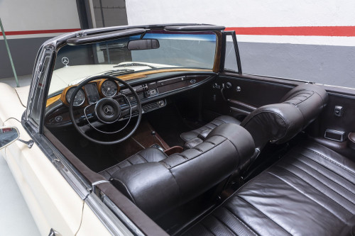 malé MB 250SE_16.JPG