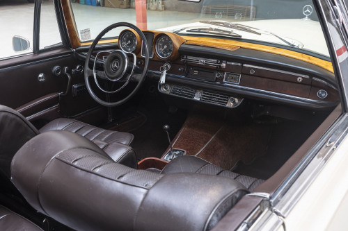 malé MB 250SE_18.JPG