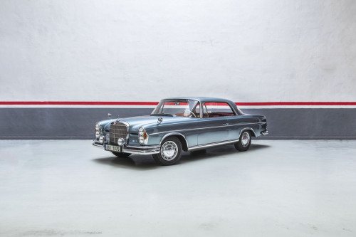 1963 Mercedes-Benz 220 SEb Coupe