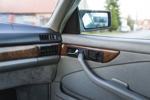 MB 560SEC Auctomobile_12