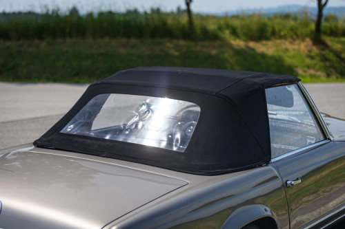 MB Pagoda 230 low_35.JPG