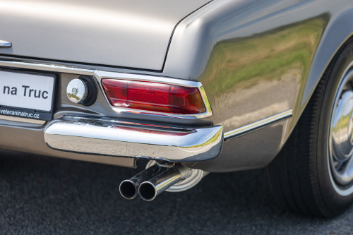 MB Pagoda 230 low_46.JPG