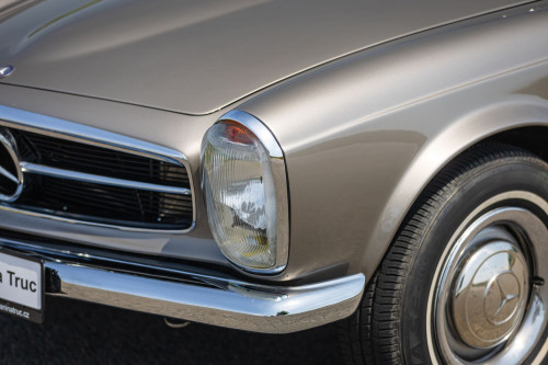 MB Pagoda 230 low_65.JPG