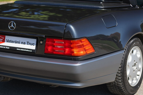 Mercedes 500SL_12.JPG