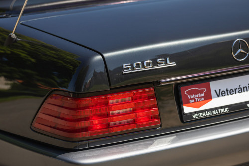 Mercedes 500SL_16.JPG