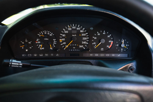 Mercedes 500SL_46.JPG