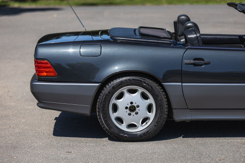 Mercedes 500SL_8.JPG