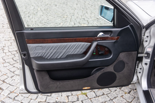 Mercedes Benz S600 W140_24