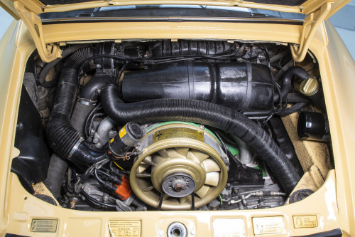 Porsche 911S sahara_1