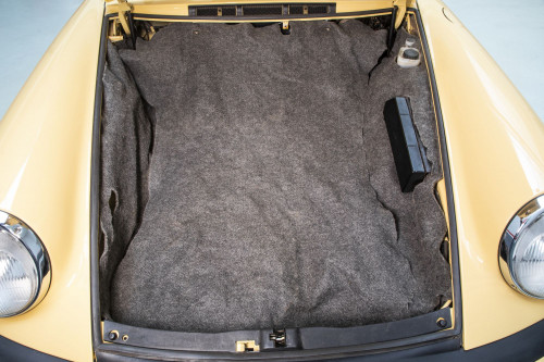 Porsche 911S sahara_18