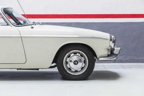 volvo-p1800-auctomobile-3.jpg