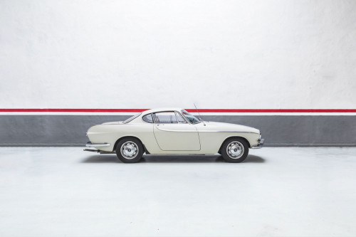 volvo-p1800-auctomobile.jpg